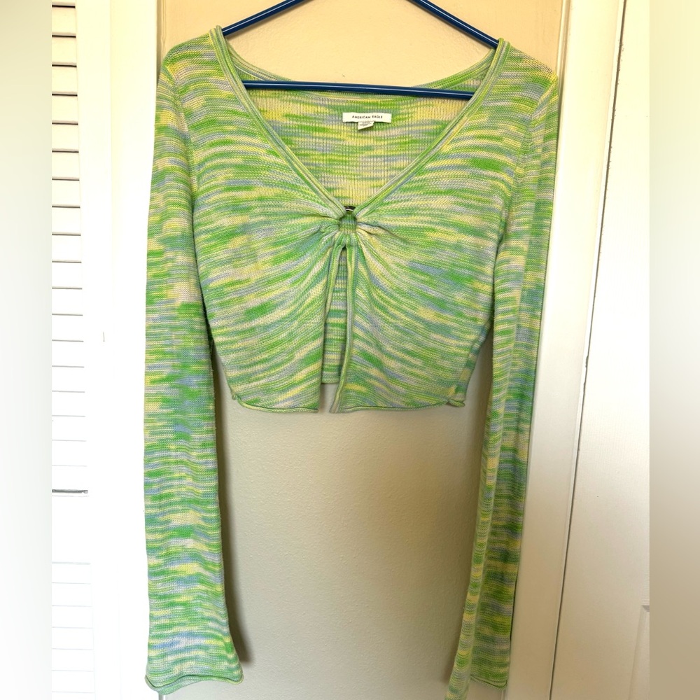 American Eagle Outfitters Green Long Sleeve Crop Top
